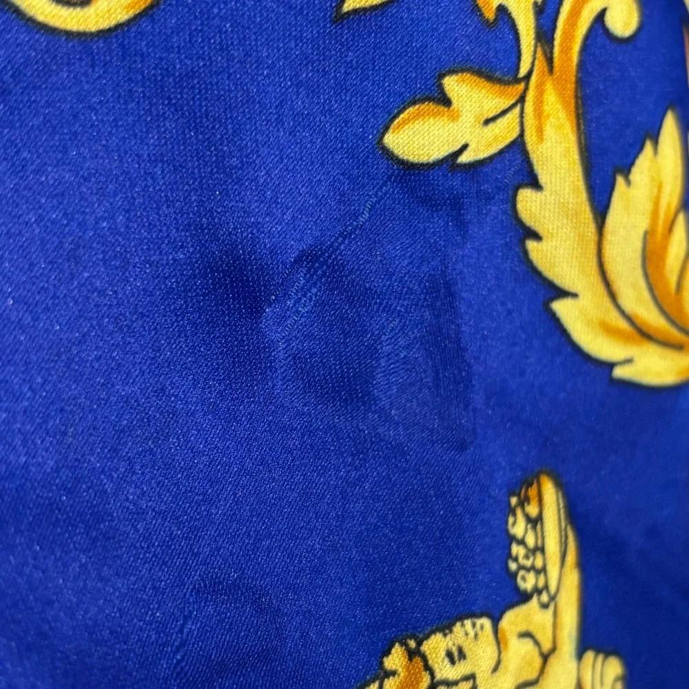 NWT Baroque Silk Scarf Womens  Blue Gold Regal 34x34 Made In Italy Luxury
